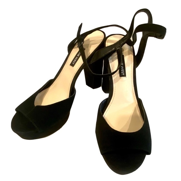 Nine West Black Suede Platform Ankle Strap Sandals 4.75” Block Heel Size 8.5 - Picture 1 of 9